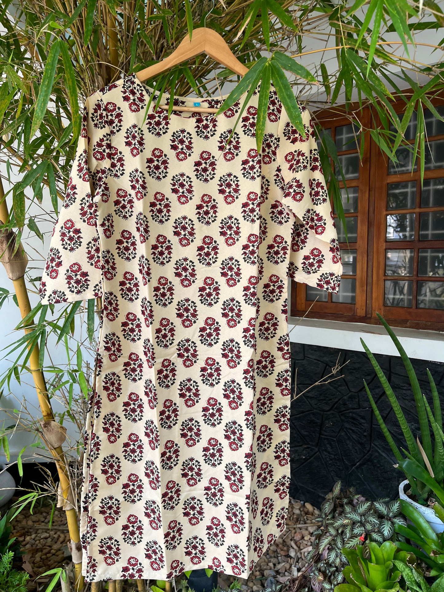 Beige Floral Rayon Kurta - Product Code: DS043