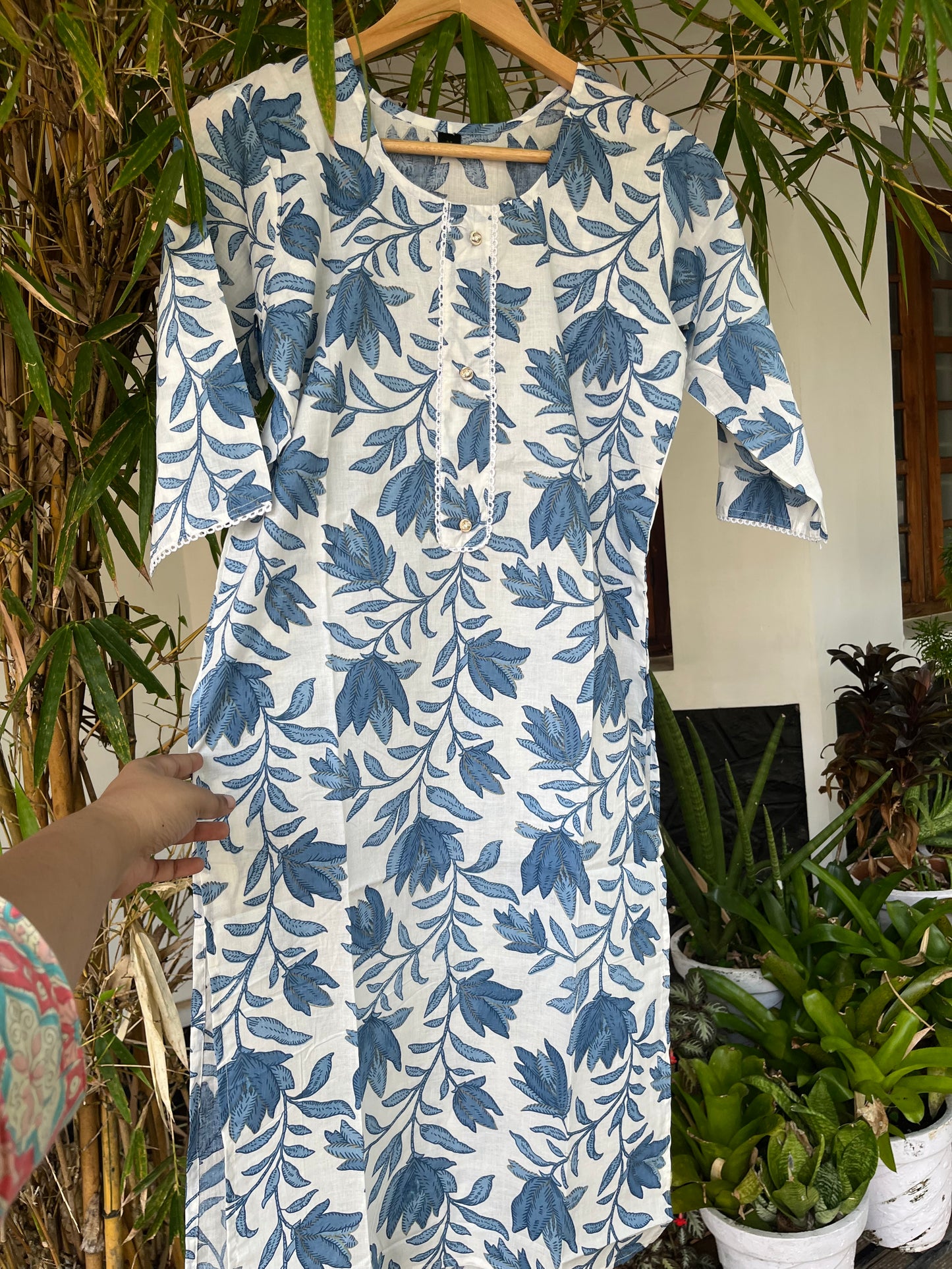 Blue and White Lotus Cotton Kurta , Product Code: DS003