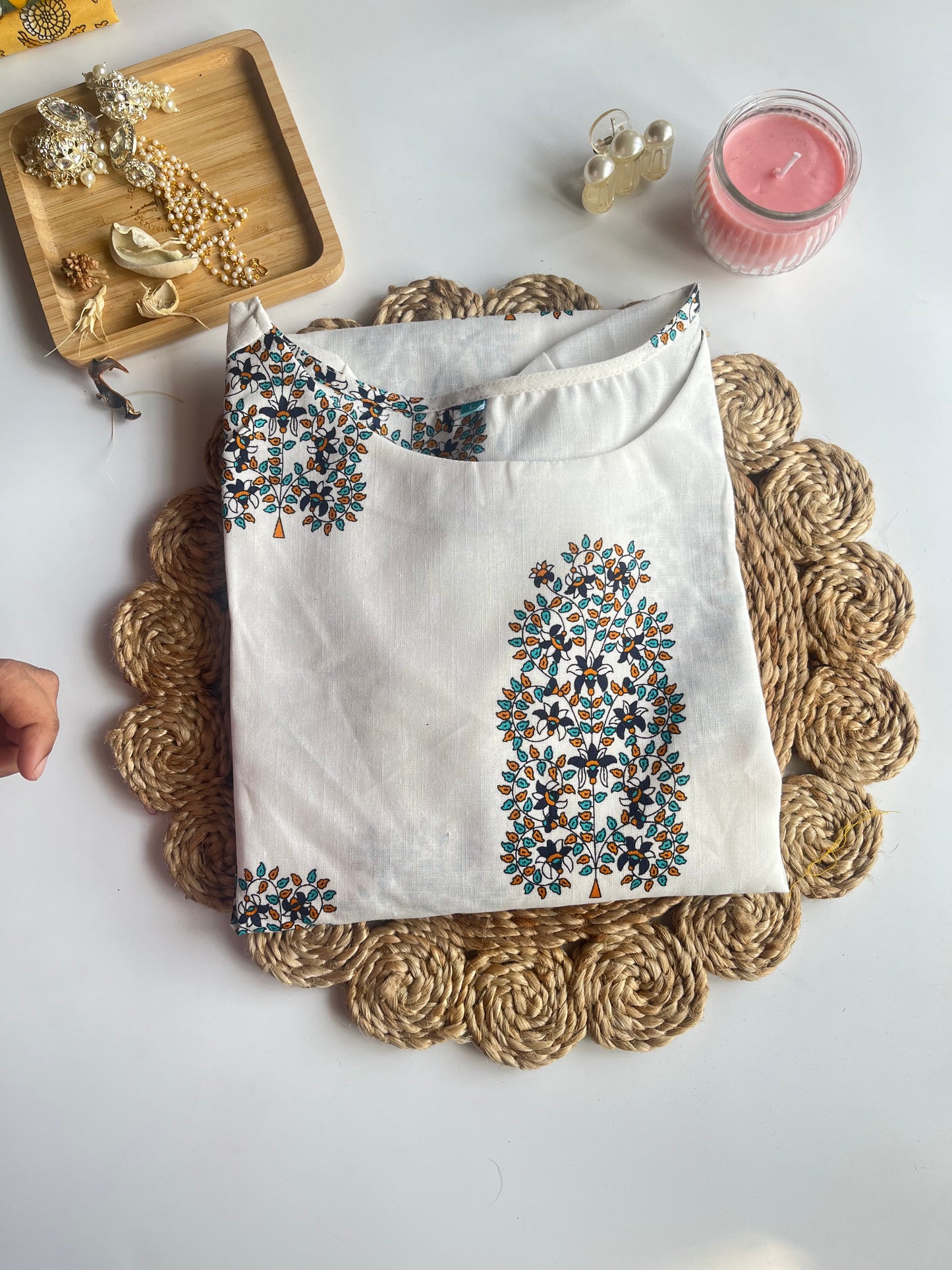 White Printed Rayon Kurta - DS041