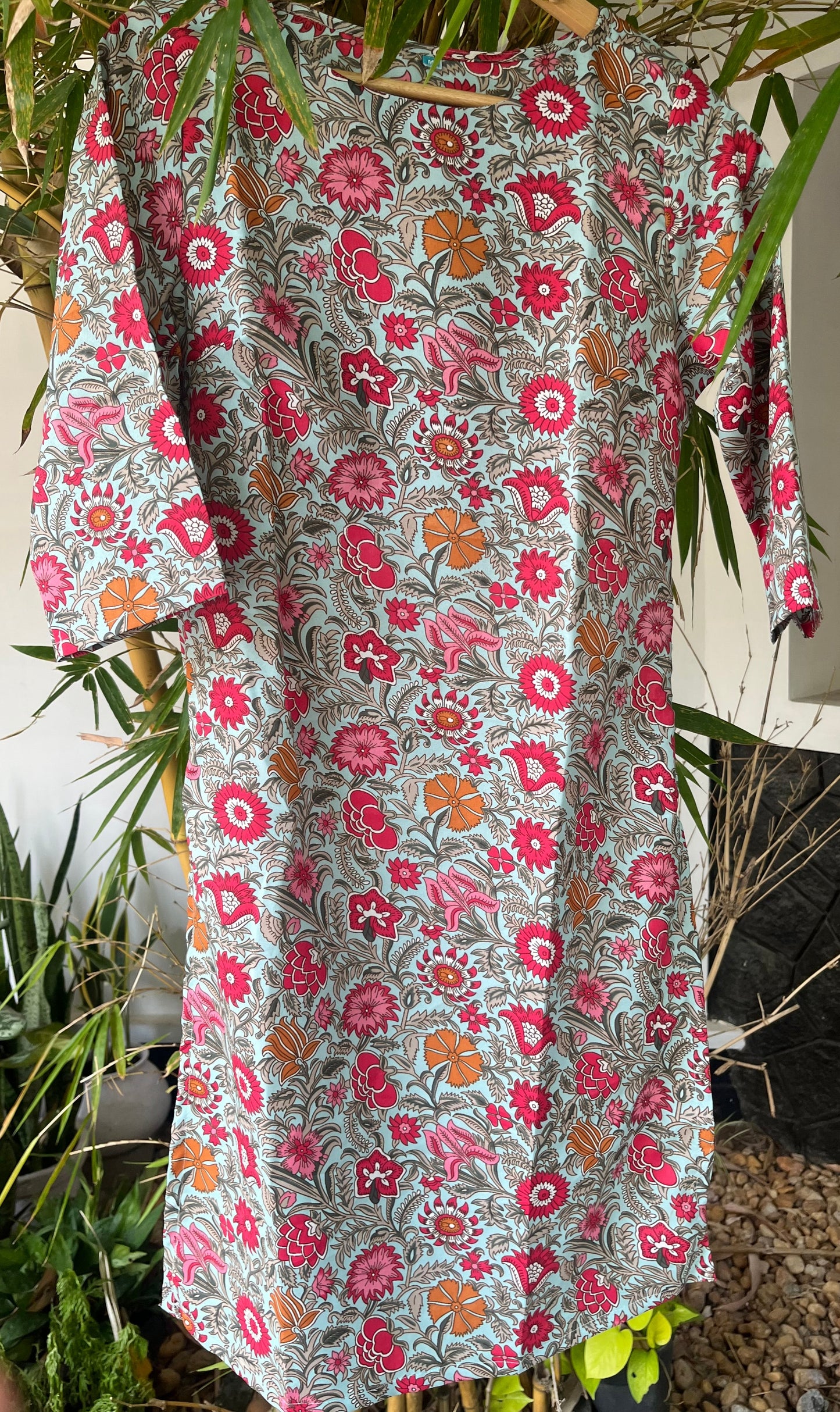 Blue Floral Printed Rayon Kurta DS038