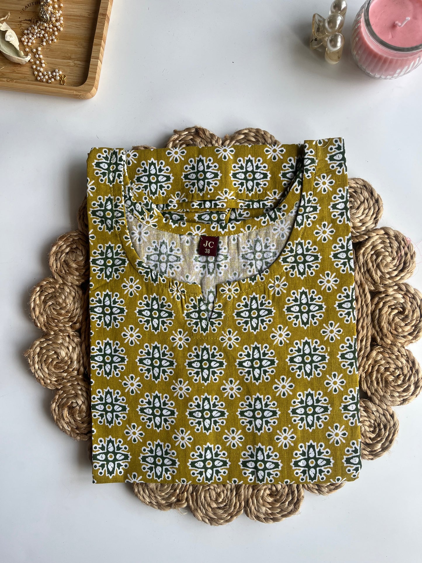Graceful Green Printed Cotton Short Kurti- DSS051